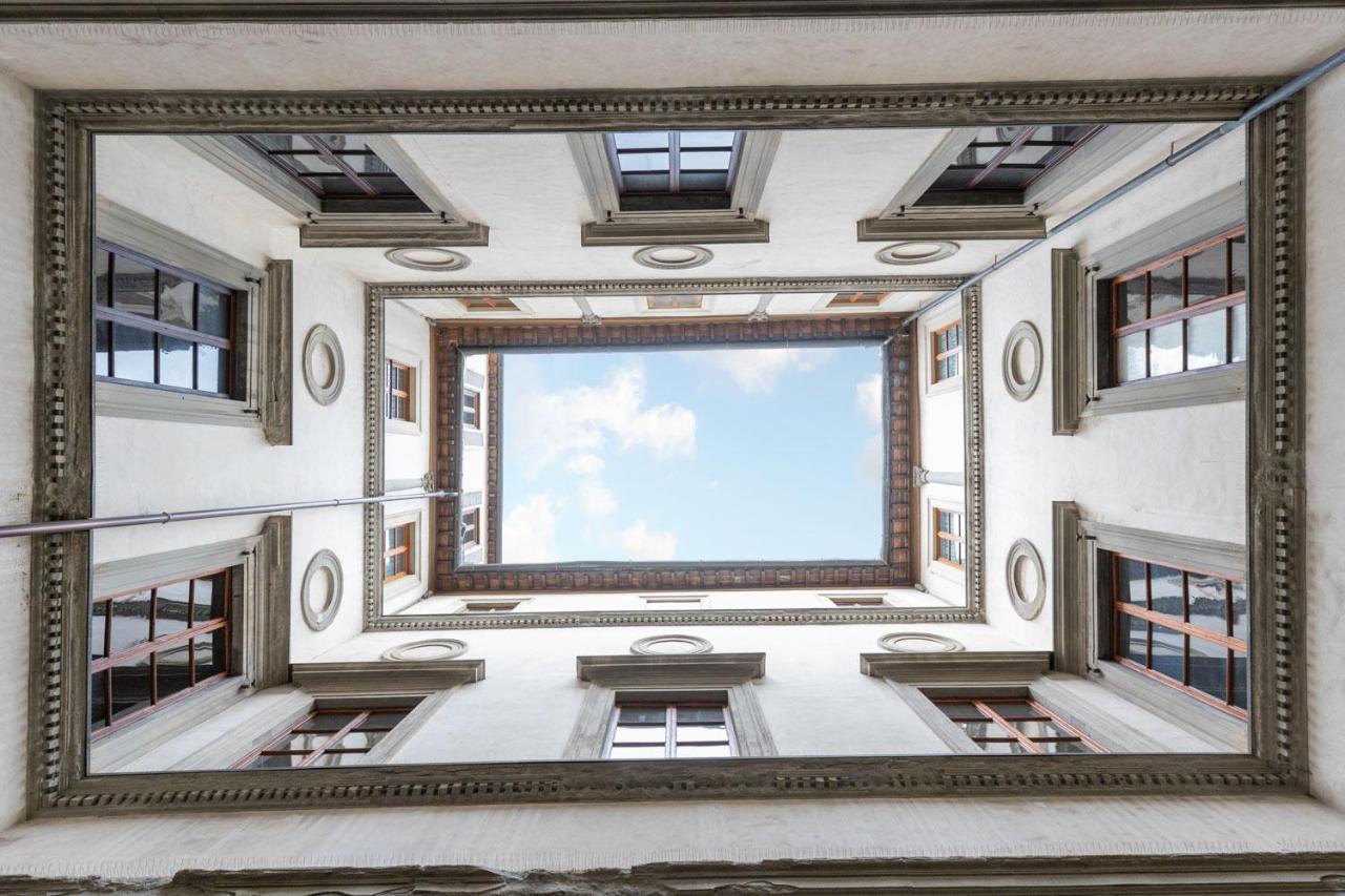 Palazzo Roselli Cecconi Apartments Флоренция Экстерьер фото