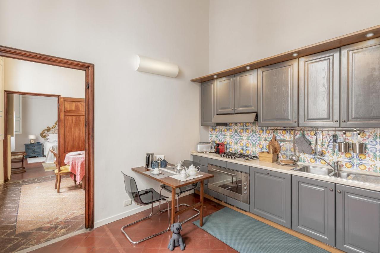 Palazzo Roselli Cecconi Apartments Флоренция Экстерьер фото