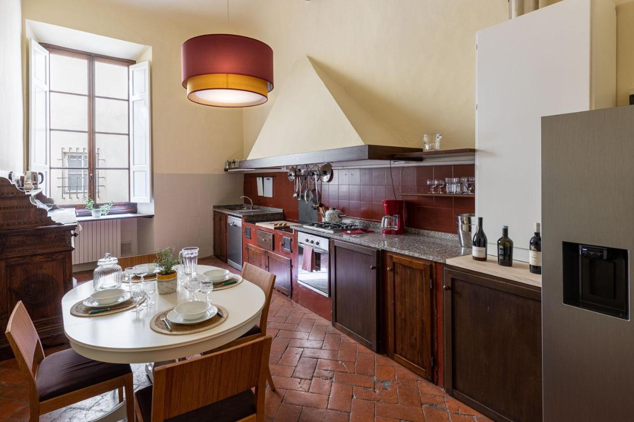 Palazzo Roselli Cecconi Apartments Флоренция Экстерьер фото